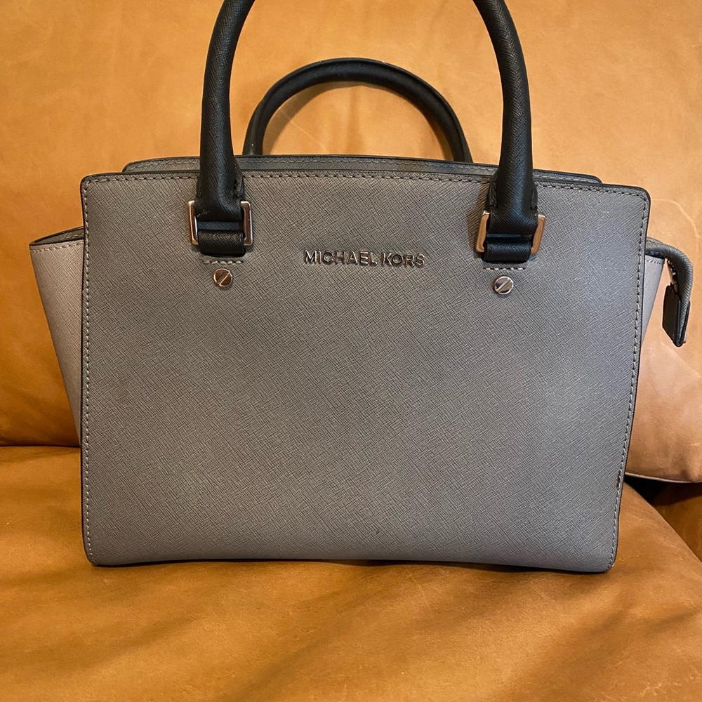 Michael Kors crossbody bag